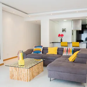 apartamento-vista-mar-olhao.hotelaalgarve.com/